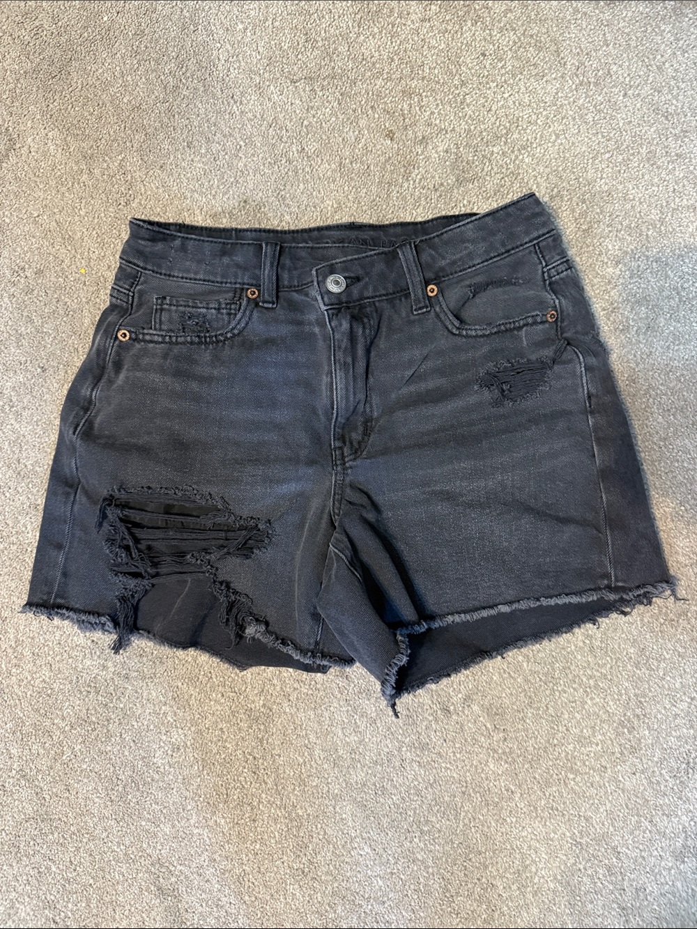 American Eagle Vintage Black Distressed Highest Rise Baggy Denim Shorts Size 4